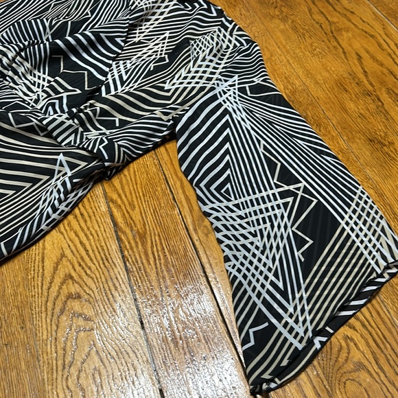 Ashley Stewart abstract print blouse. Wrap front. Black, tan and cream. Size 1X. - Picture 4 of 13